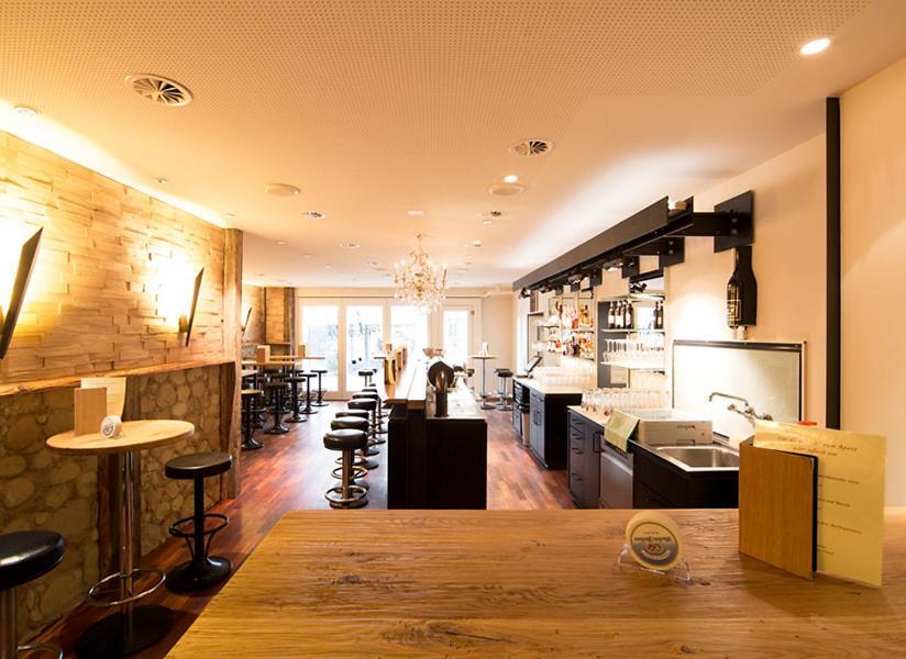 Hotel Taverne Zum Kreuz Ольтен Екстер'єр фото